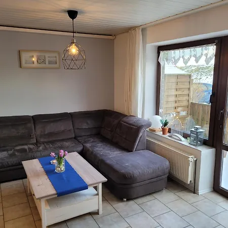 In Ne Mersiel With Terrace, Cleaning Included Apartment Nessmersiel
